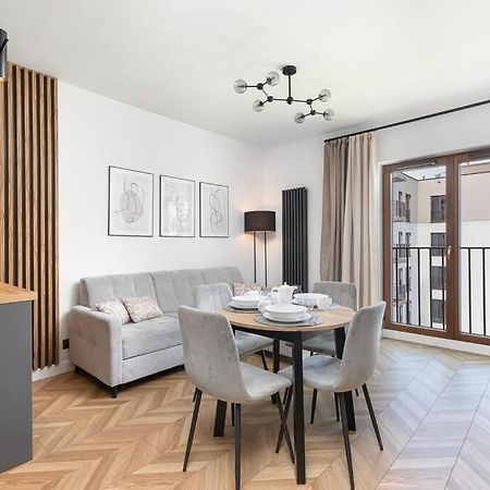Port Praski Stylish Apartment Near Old Town Warsaw Exterior photo