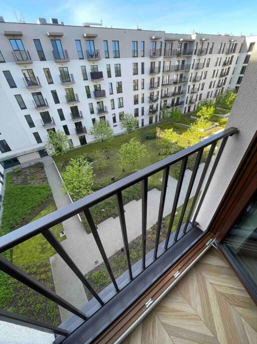 Port Praski Stylish Apartment Near Old Town Warsaw Exterior photo
